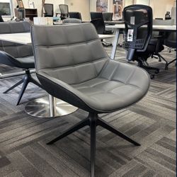Neo Lounge Chair | Office Executive