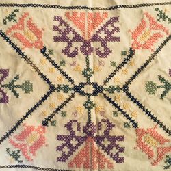 Vintage Hand made linen Embroidered needlepoint Cross Stitch tablecloth
