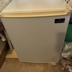 Absocold Compact 2.3 Cu Ft Refrigerator