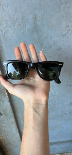 Ray-ban wayfarer sunglasses