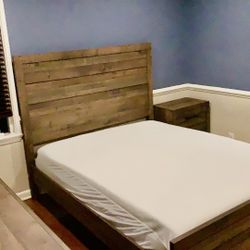 Ranier Rustic Queen Bedroom Set (Bed, Dresser, Mirror, Nightstand)