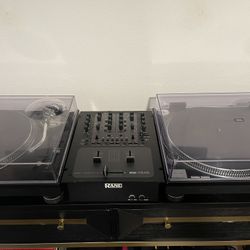 Full DJ Setup Technics 1200 MK3d 