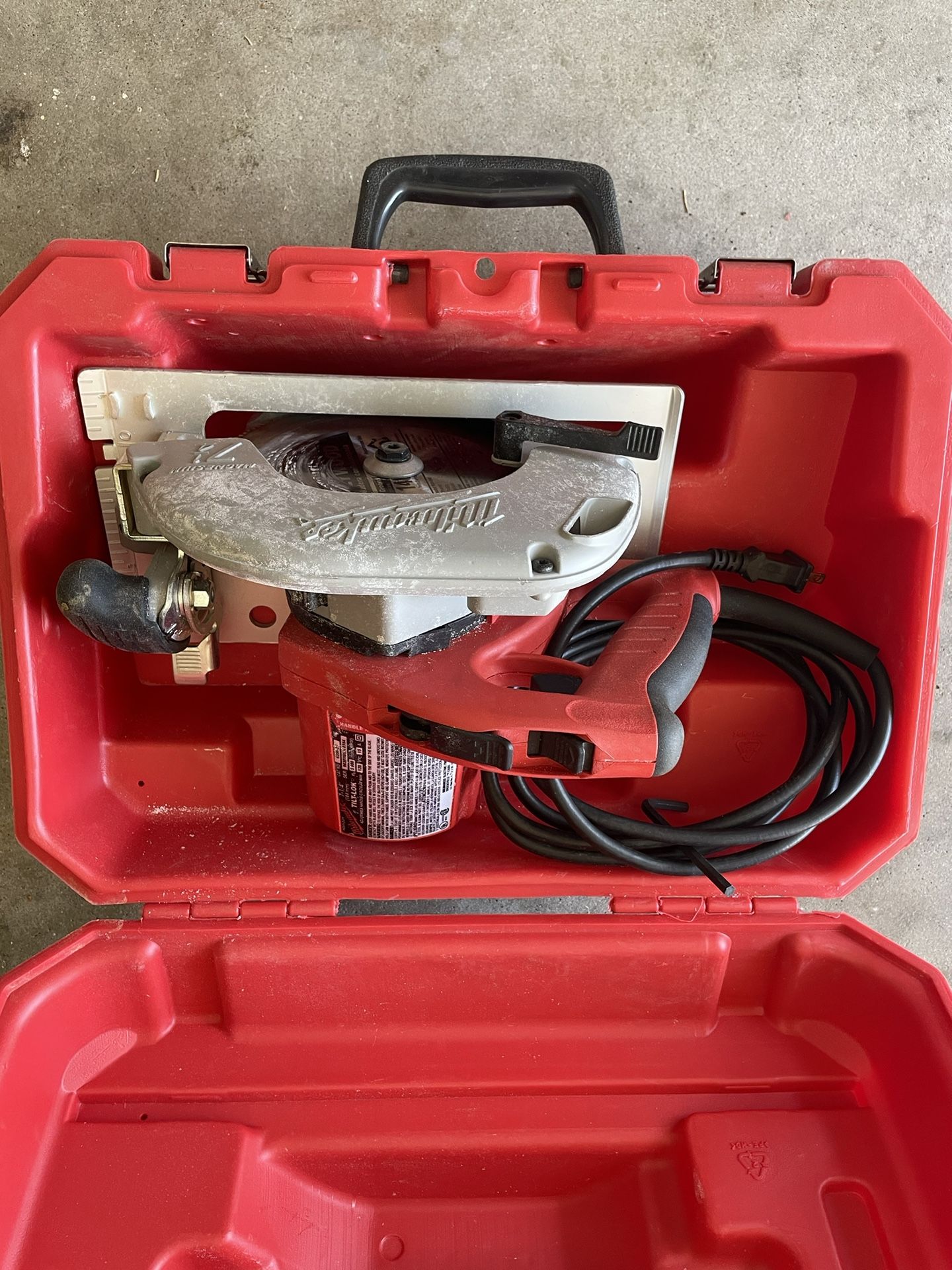 Milwaukee Skill Saw