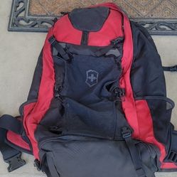 Swiss Army hiking backpack 