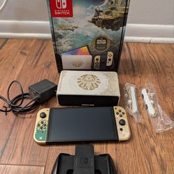 Nintendo Switch OLED - Zelda Edition