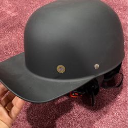 Motorcycle Cap/Helmet