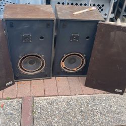 Vintage KLH Model 331 Speakers 