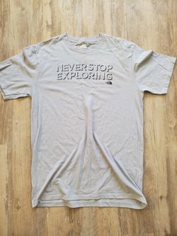 Men's North Face Shirt