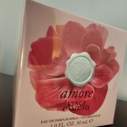 Vince Camuto Amore Eau De Parfum Spray 30ml
