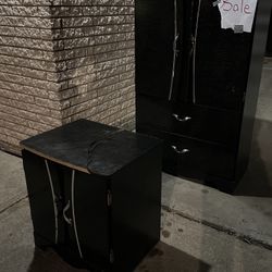 Bed Room Set. Mattresses Not Included. 