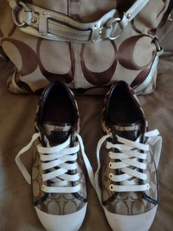 Authentic Coach Shoulder Bag With Shoes Size 8 Women's I'm In Buda Texas 