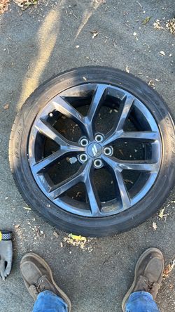 Dark Gray Alloy Wheel with Tire