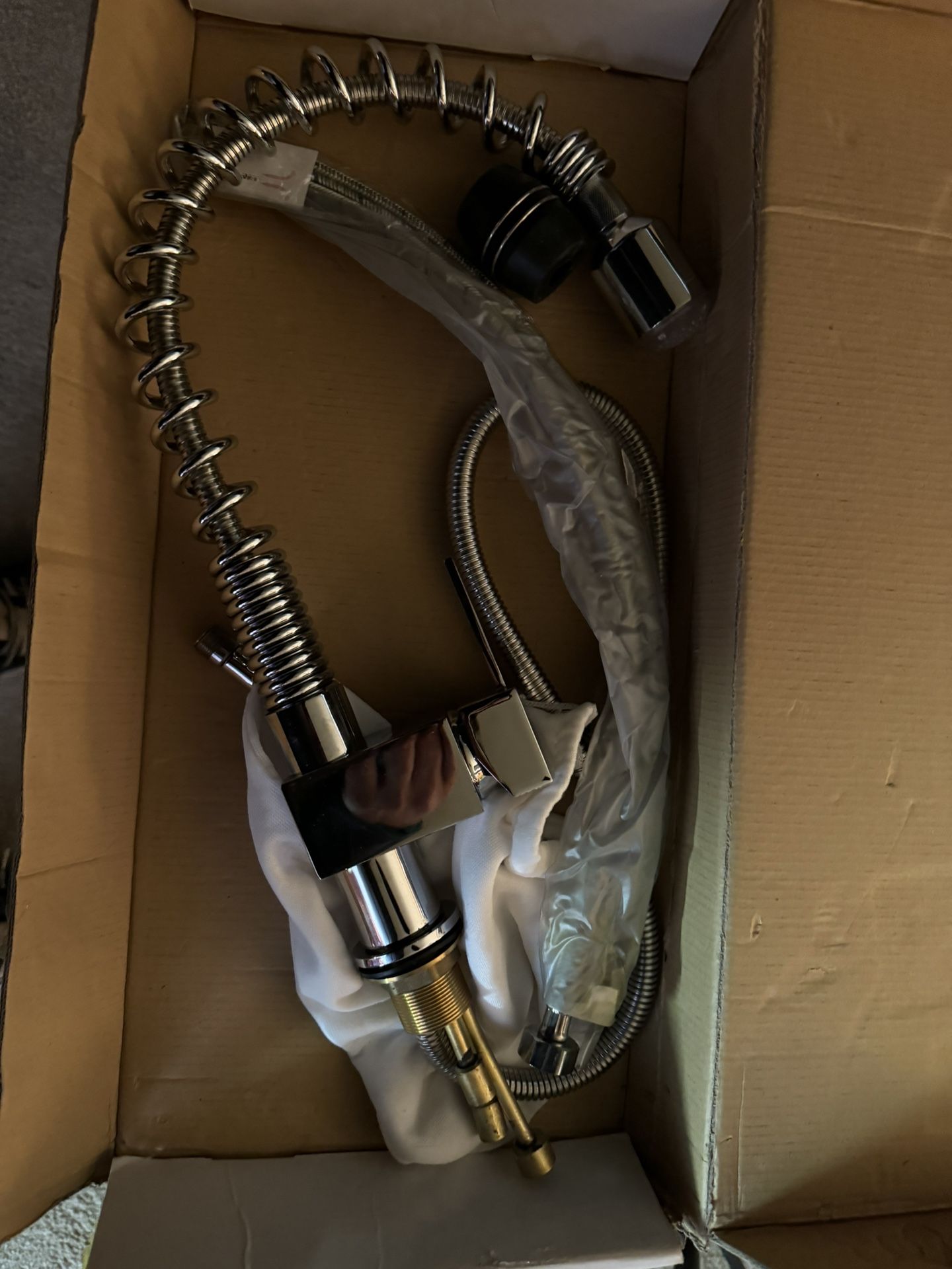 Kitchen Pull Down Faucet Brand New