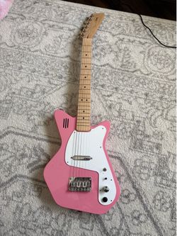 Loog Pro guitar pink