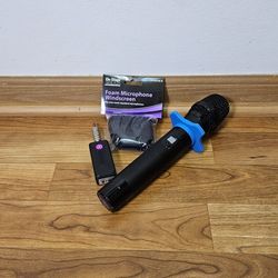 Wireless UHF Handheld Microphone + Receiver (AA Rechargeable Included)