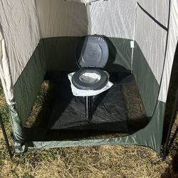 Camp Toilet 
