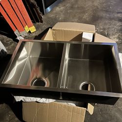 Kitchen sink 