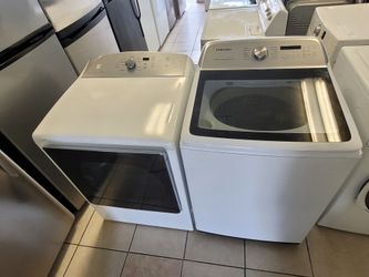 Samsung Washer and Gas Dryer Machine