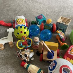 Tot Non Battery Toys 