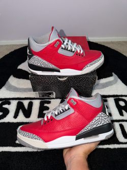 Jordan 3 Retro SE Mid Unite (Size 10.5)