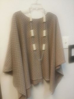 Brown and beige poncho (Plus size)