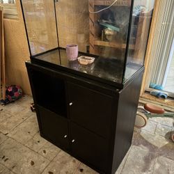 Fishtank With Stand And Filter 
