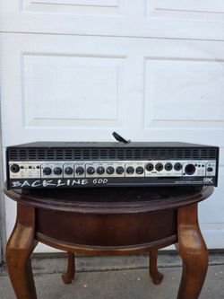 Backline 600 bass amplifier 300 watts