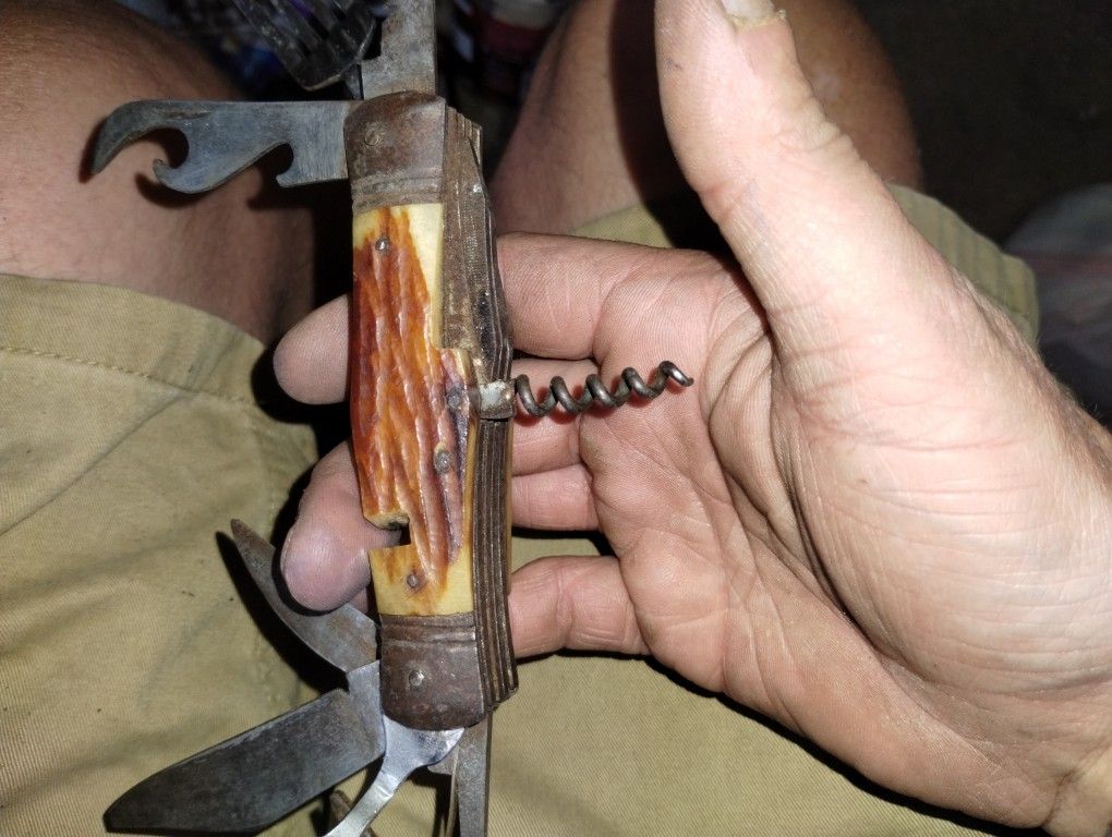 Antique Survival Knife