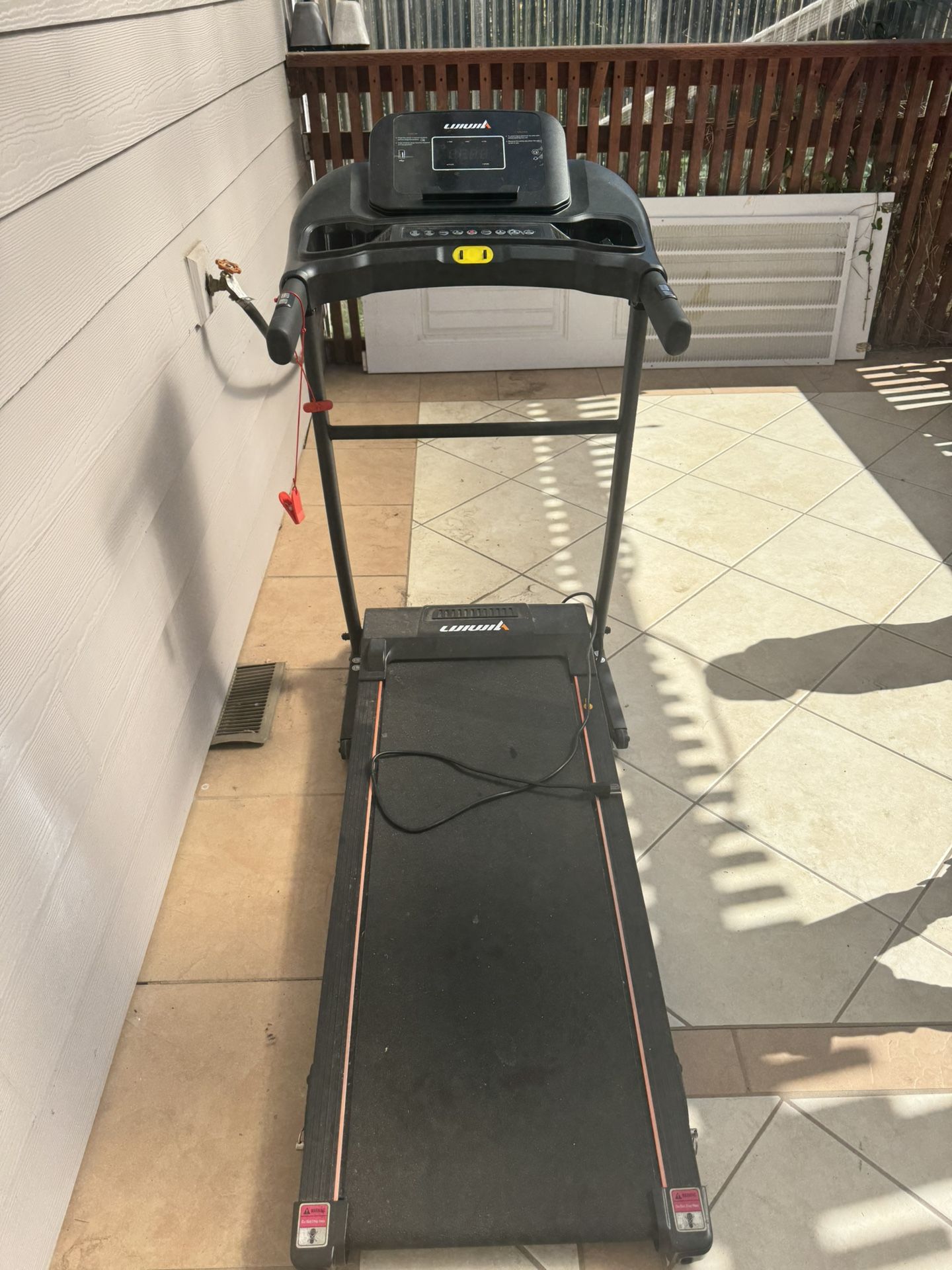Treadmill 