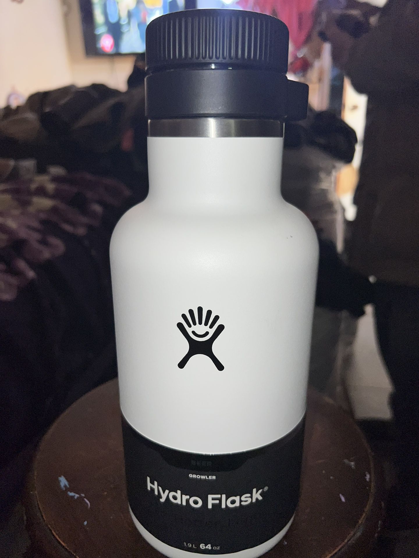 64 Oz Hydro Flask for Sale in Fresno, CA - OfferUp