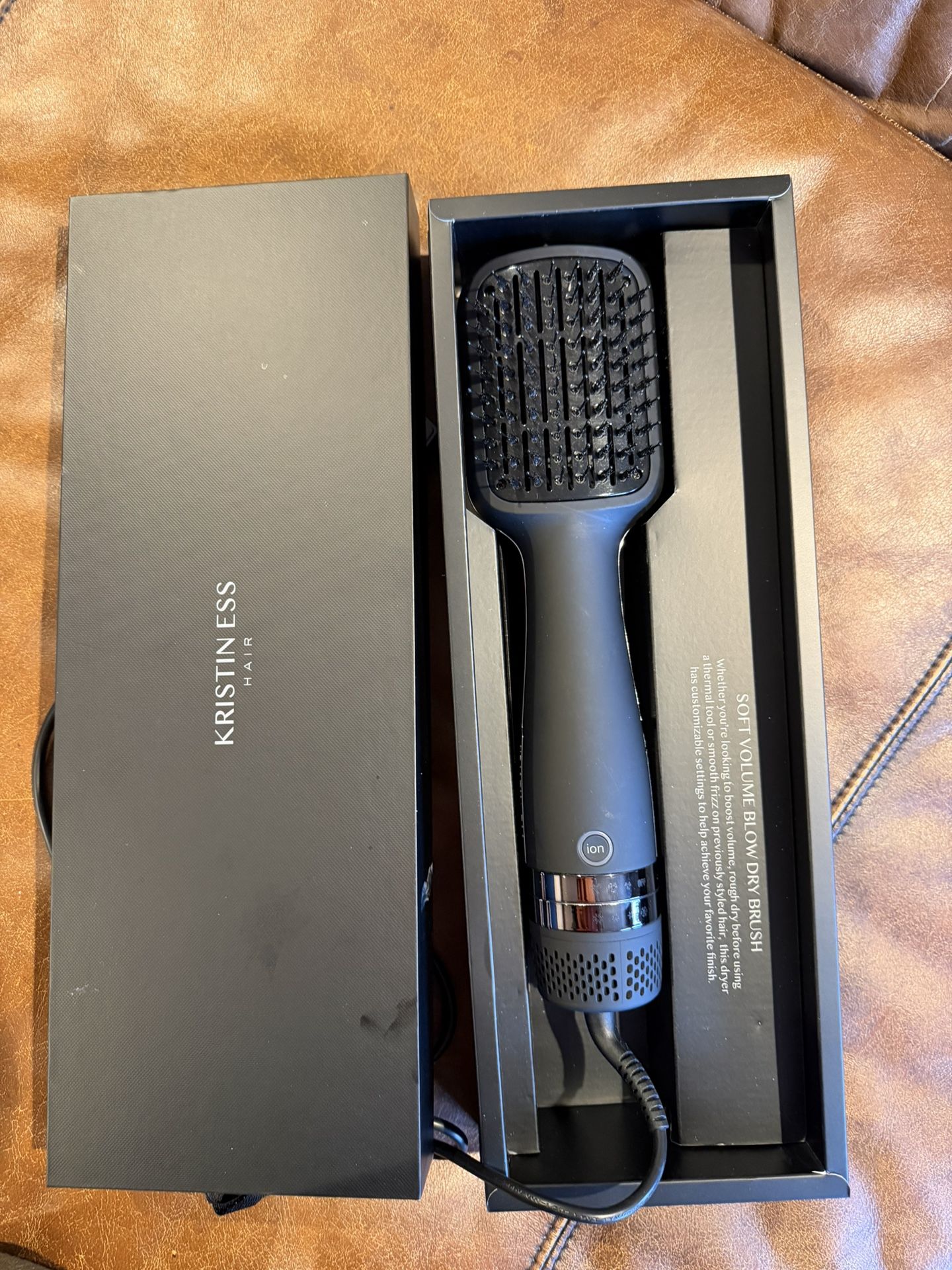 Kristin Ess Hair Brush