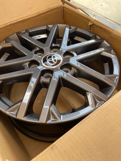 Toyota OEM Alloy Wheel Rim with sensors