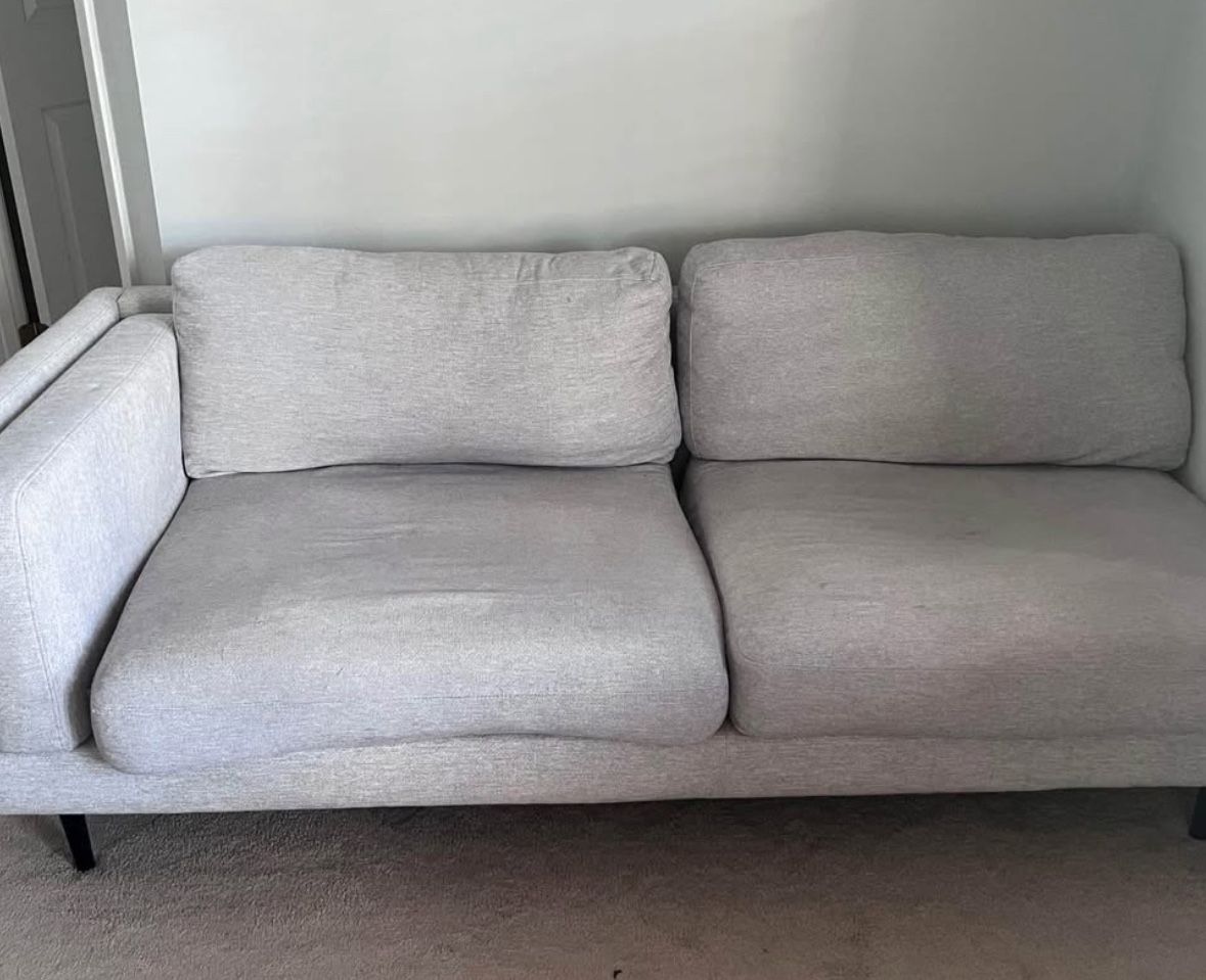 Couch (delivery)