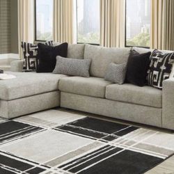 Grey Sectional Sofa/Couch