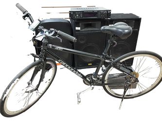 Cannondale 400 Black Hybrid Bike