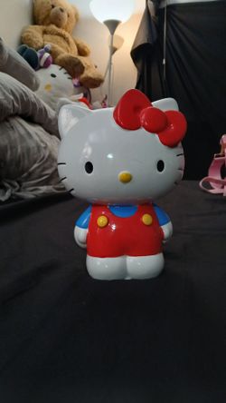 Hello Kitty Piggy Bank