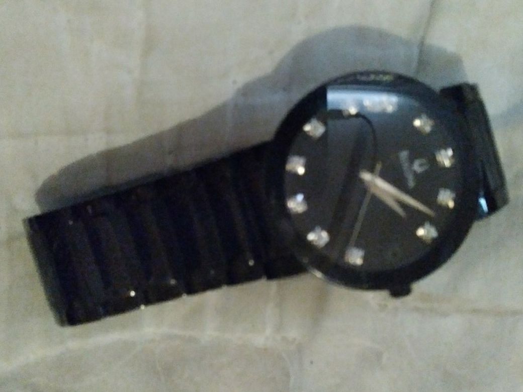 Mens Bulova Watch W/ Dimands