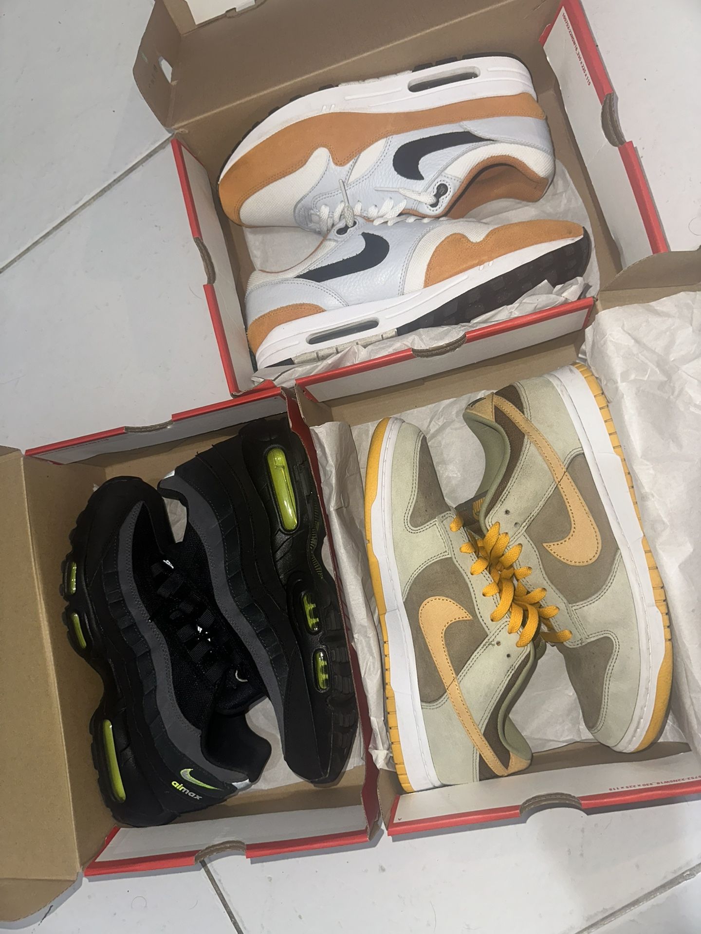 Nike Dunk Nike Airmax Size 10