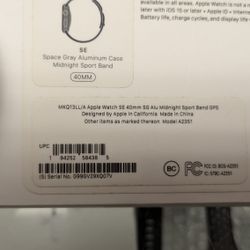 Apple Watch SE 40mm GPS New Open Box 