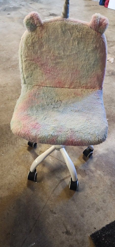 Free Unicorn Chair