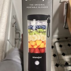 Blendjet 2 - Hand Held Blender New