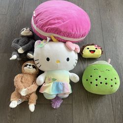Mix Plushies Hello Kitty-Green Boba - Pink Macaroon-Mini Taco- 2 Sloths 