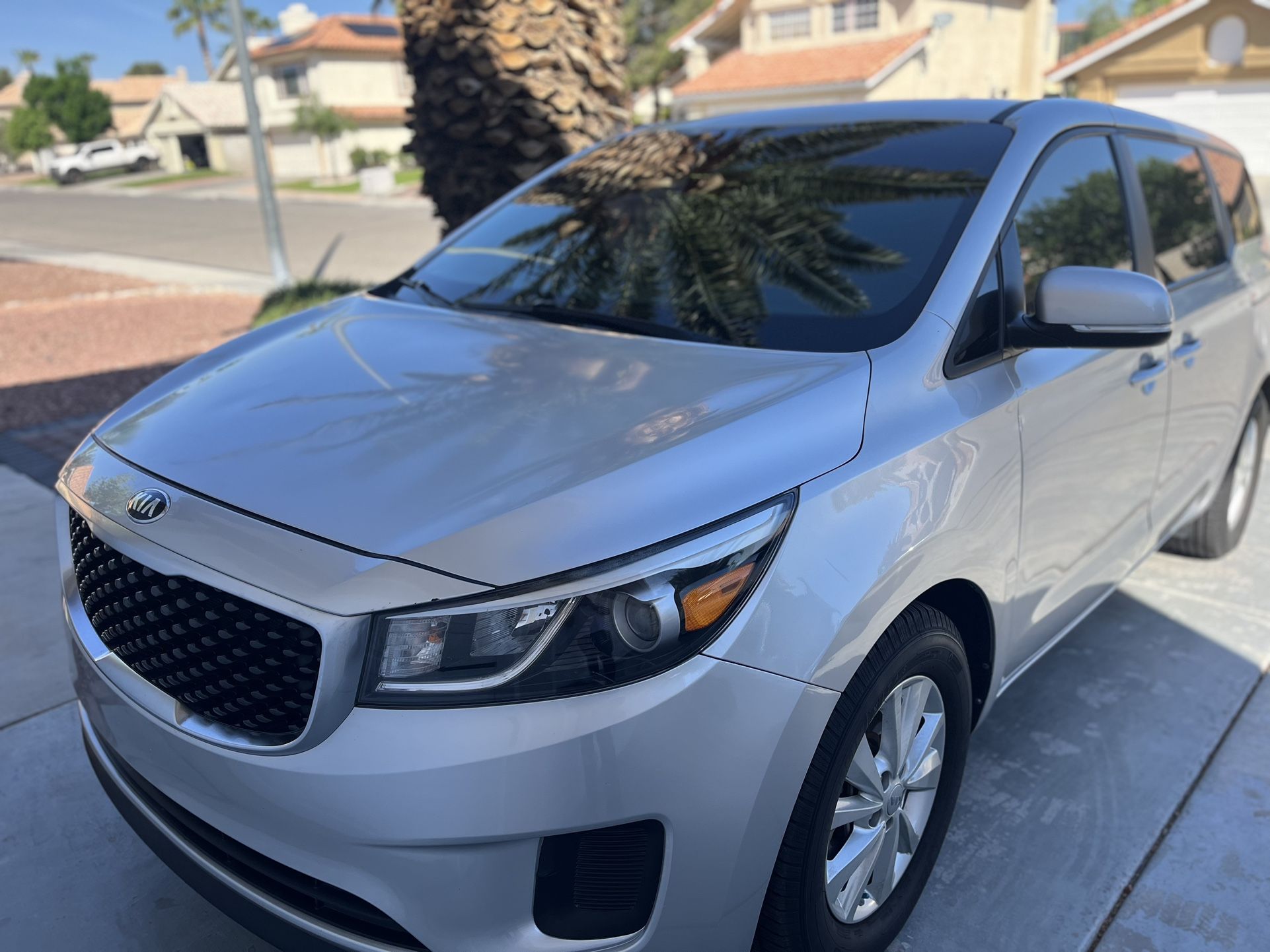 2017 KIA Sedona