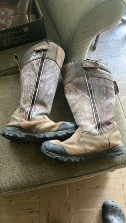 Snake boots