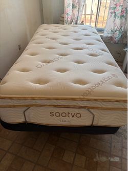 saatva adjustable massage bed (TWIN)