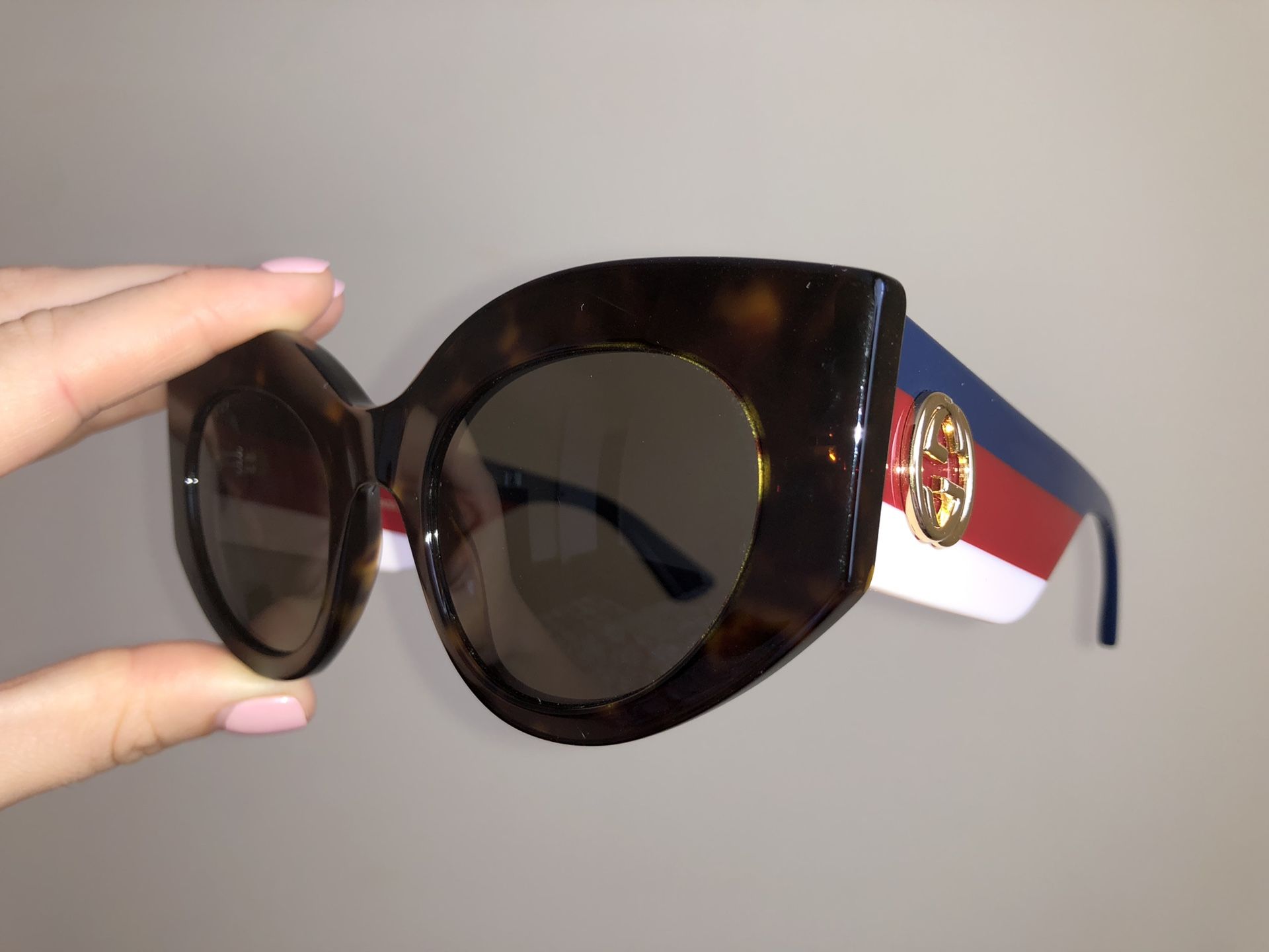 gucci cat eye acetate sunglasses