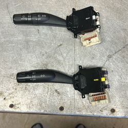 2 Subaru Turn-signal Stalks