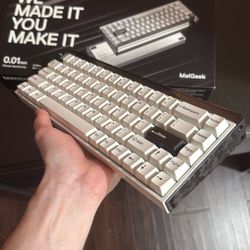  MelGeek Keyboard and Logitech Headset 