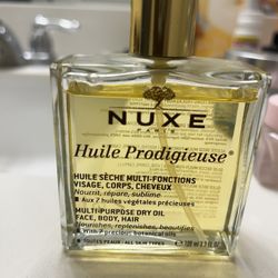 Nuxe 