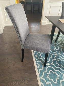 Set Of 8 Chairs 